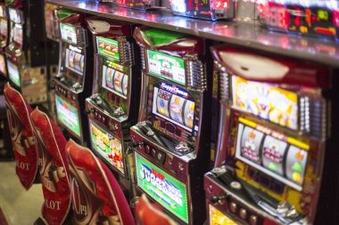Result and payout display Result display and payout confirmation